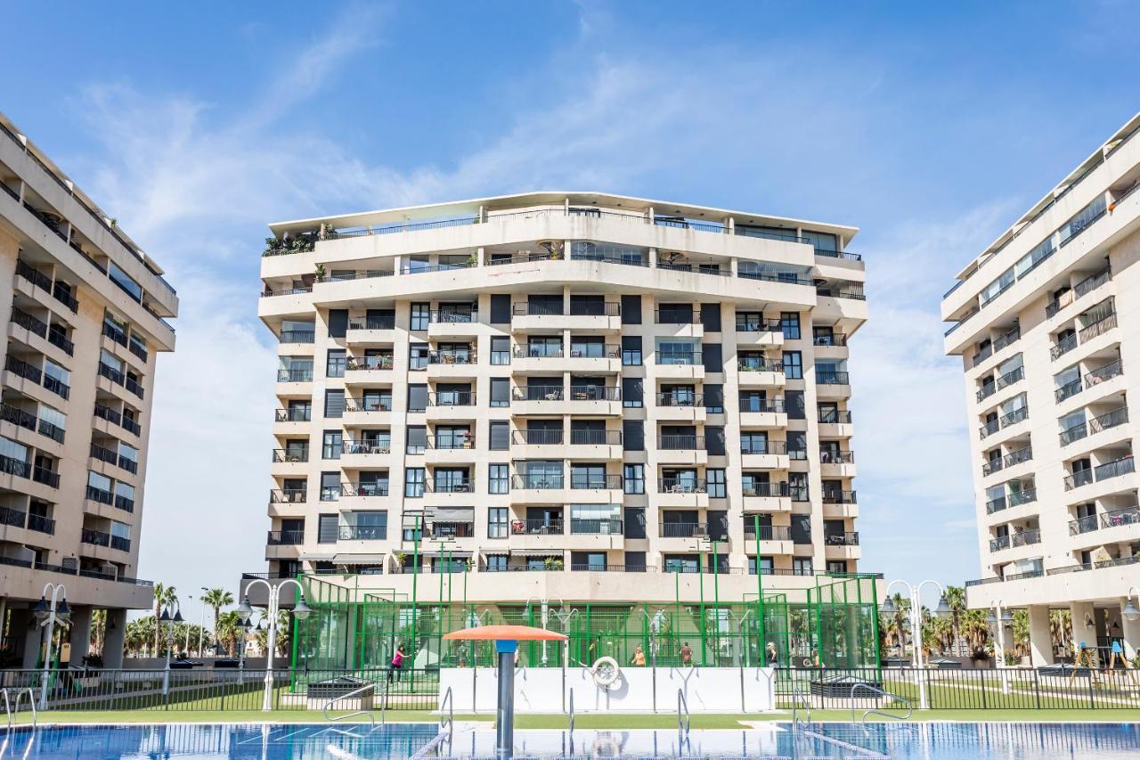 شقة Valencia Doble A Deluxe المظهر الخارجي الصورة
